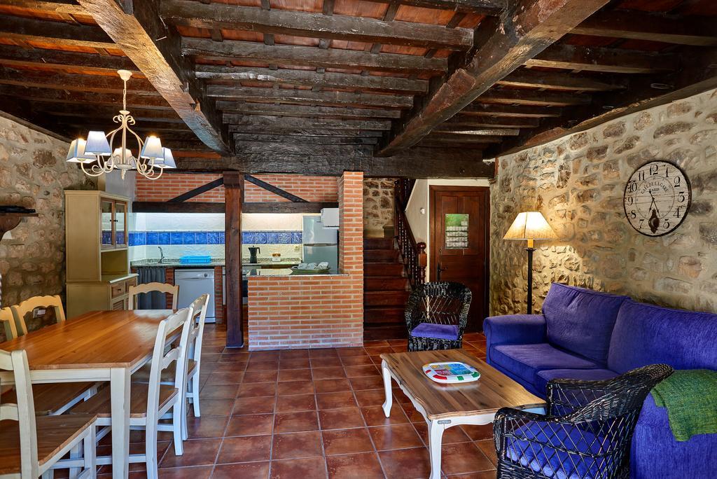 Casas Rurales La Tahona De Besnes Alles Exterior photo