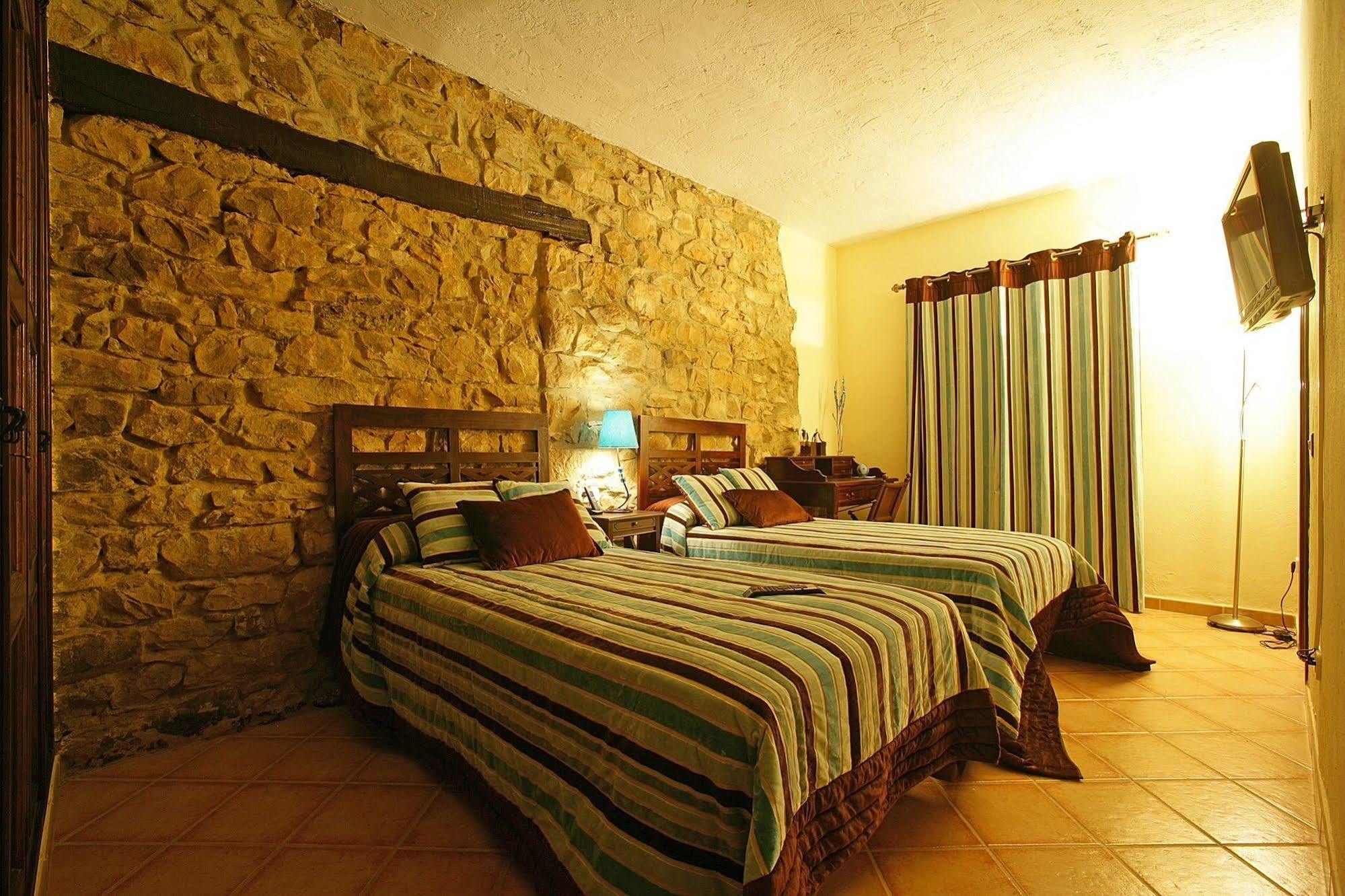 Casas Rurales La Tahona De Besnes Alles Exterior photo